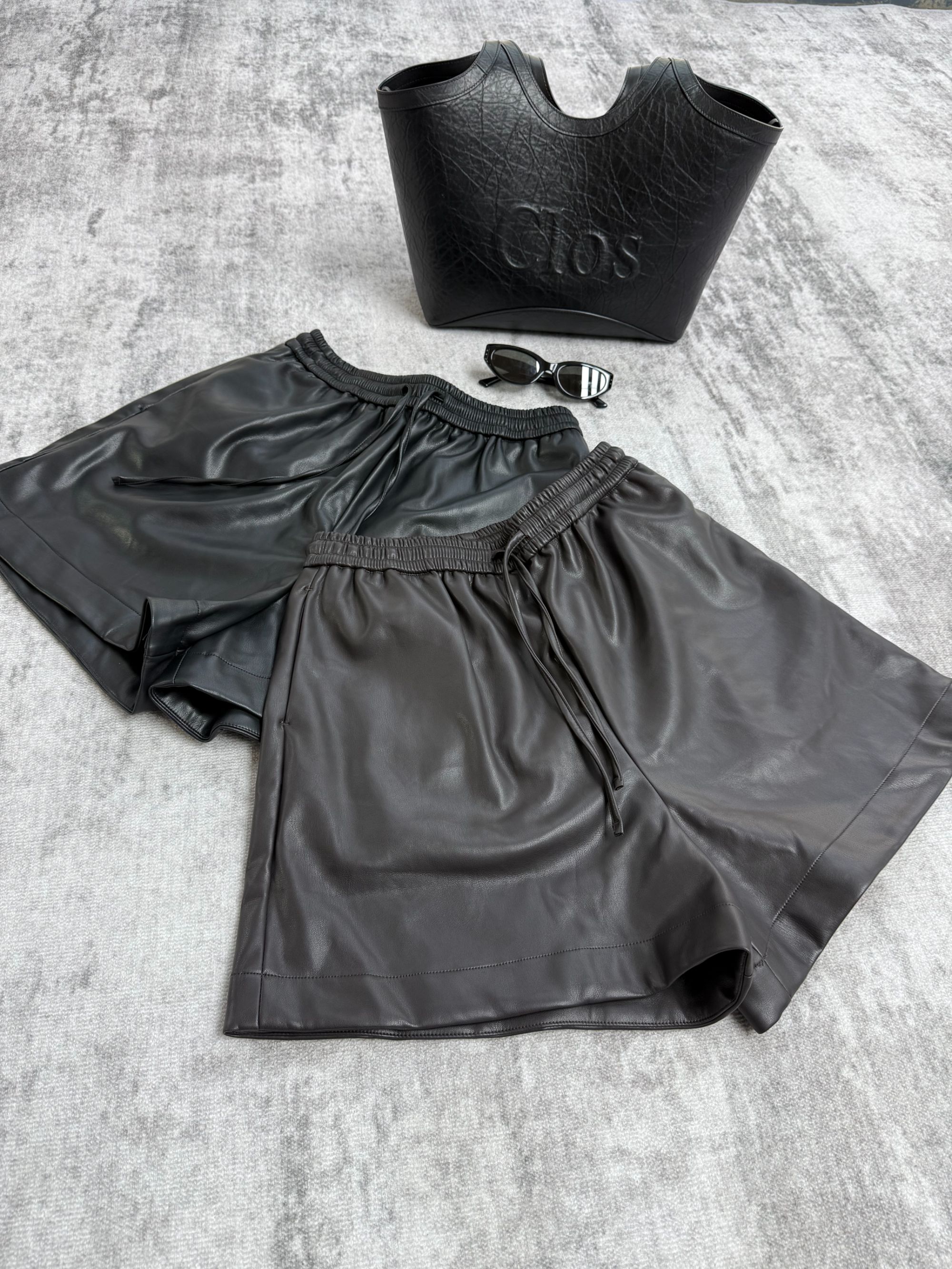 流行时尚潮牌女装秋冬季高品质pu皮短裤舒适百搭松紧短裤6620