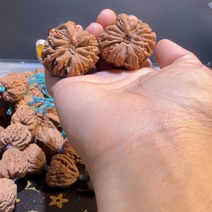 老***旧吊坠桃核核桃核桃