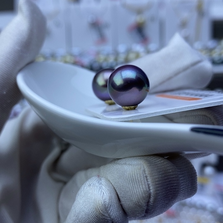 淡水珍珠耳饰18K金镶嵌