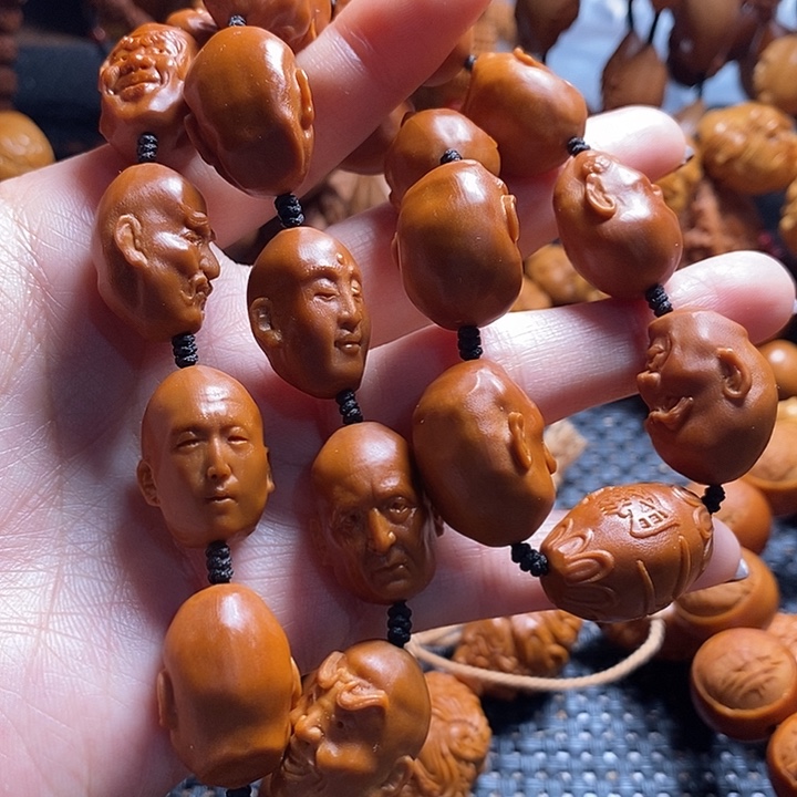 吊坠橄榄核写实手持