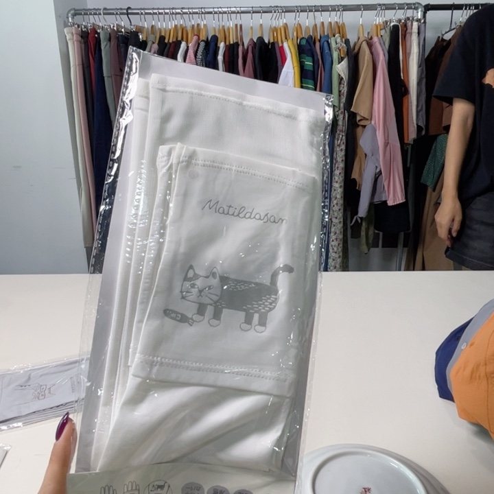 瓷片49？？？？？？？？？？？？白色。。。