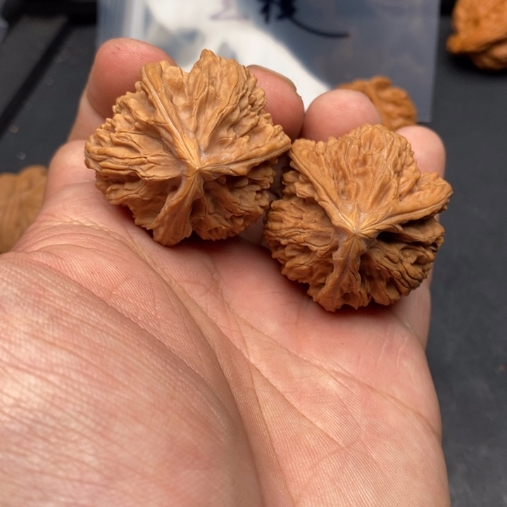 吊坠文玩核桃文山38有修