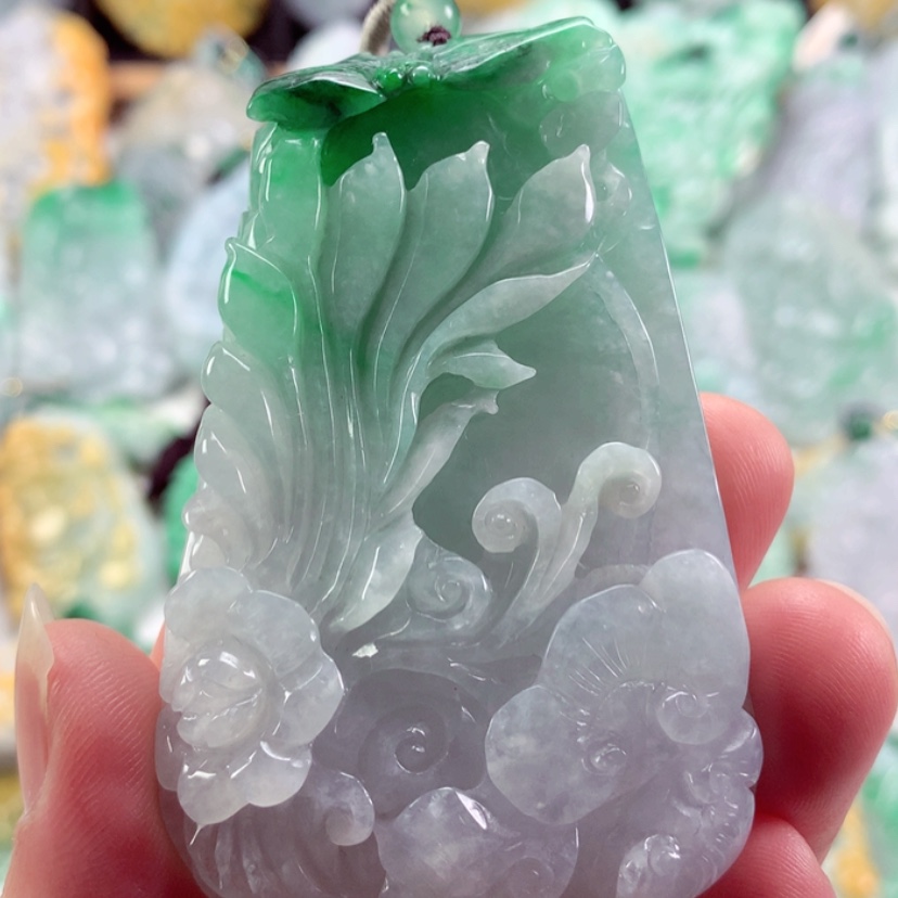 【闪购商品】翡翠吊坠(不含链)未镶嵌