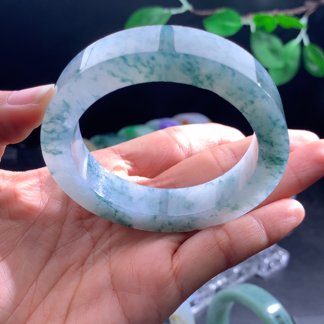 定制翡翠手镯未镶嵌