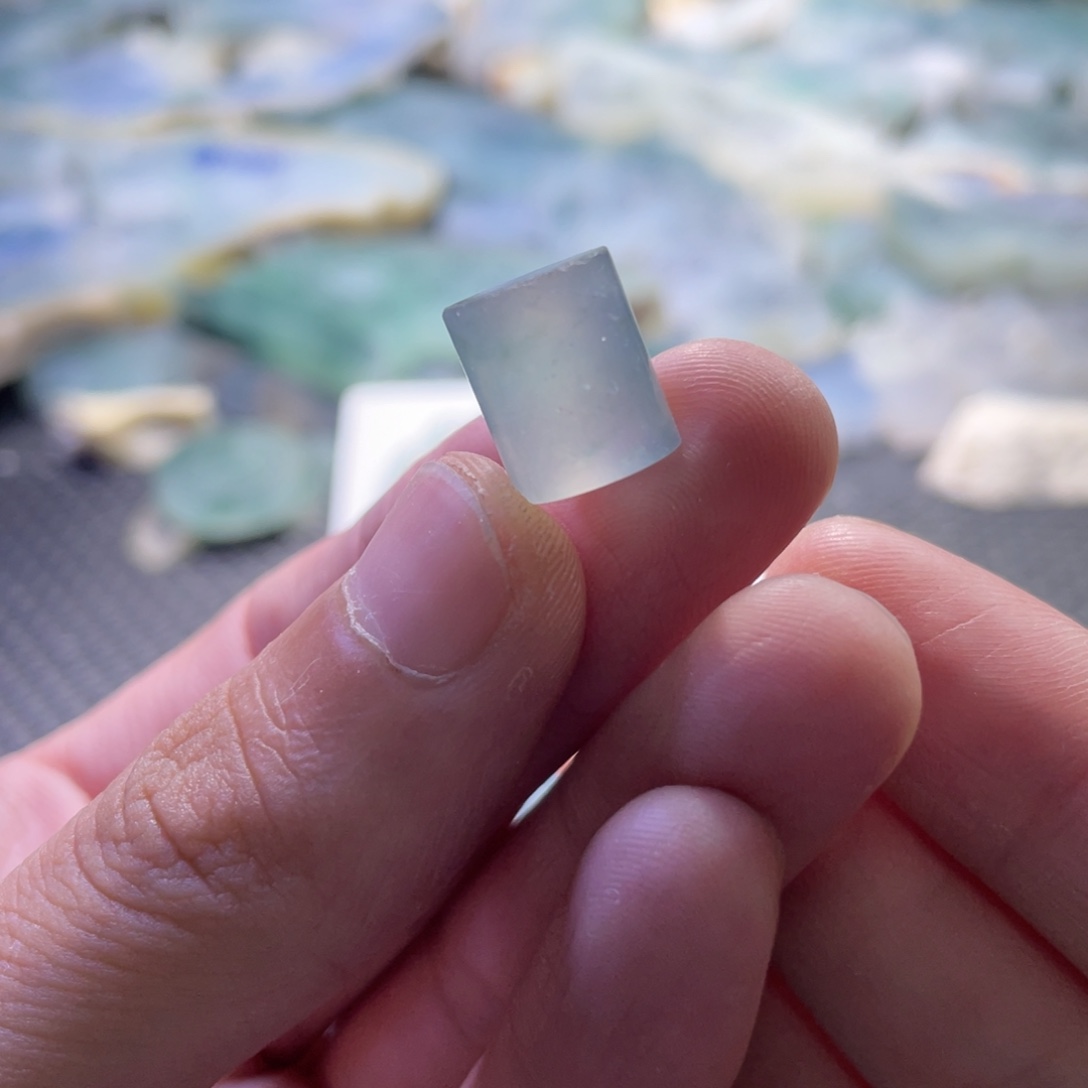 定制翡翠未镶嵌卡十