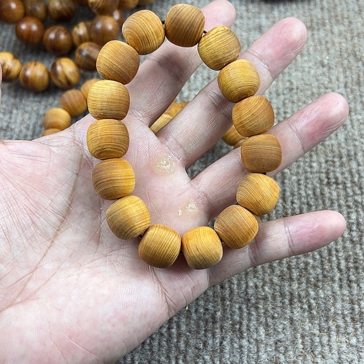 木太行崖柏1516陈化。。。。。。。