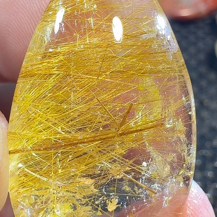 健***丽未镶嵌颈饰水晶好