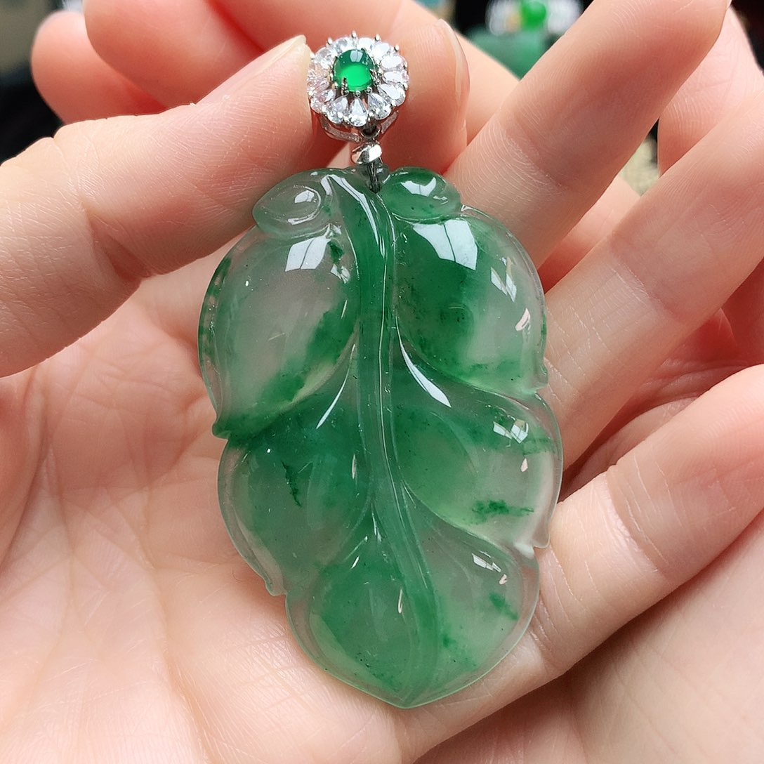 石英质玉吊坠银S925镶嵌