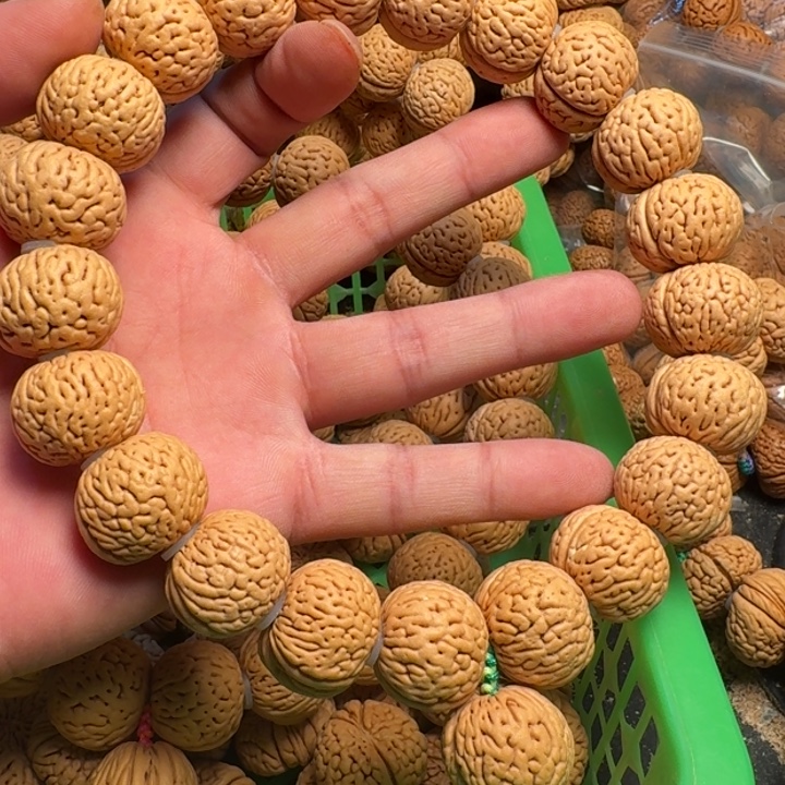 桃核吊坠白月光桃核手持22粒