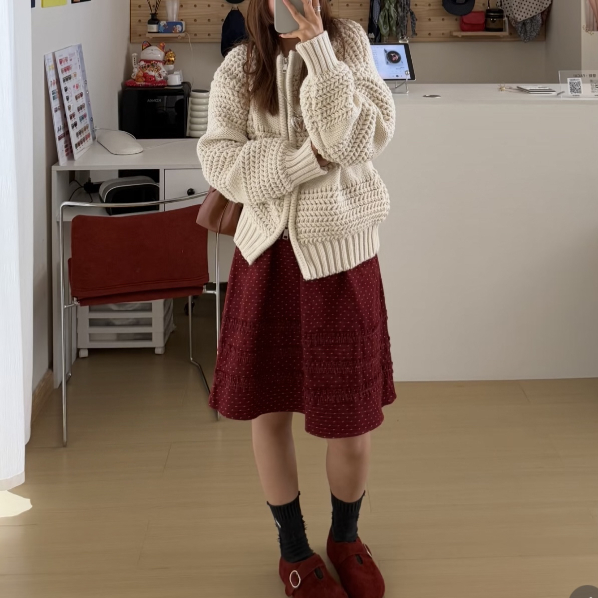 宝藏广广复古波点半裙