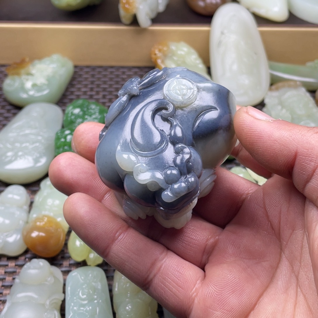 和田玉挂件未镶嵌憨*