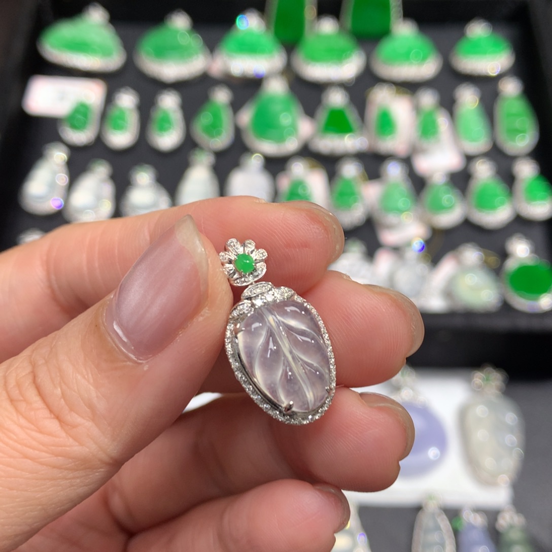 翡翠18K金镶嵌吊坠(不含链)