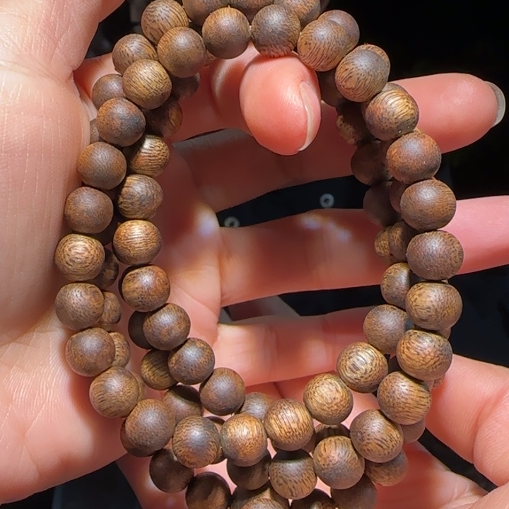 沉香手串海南老白棋08链子26克+