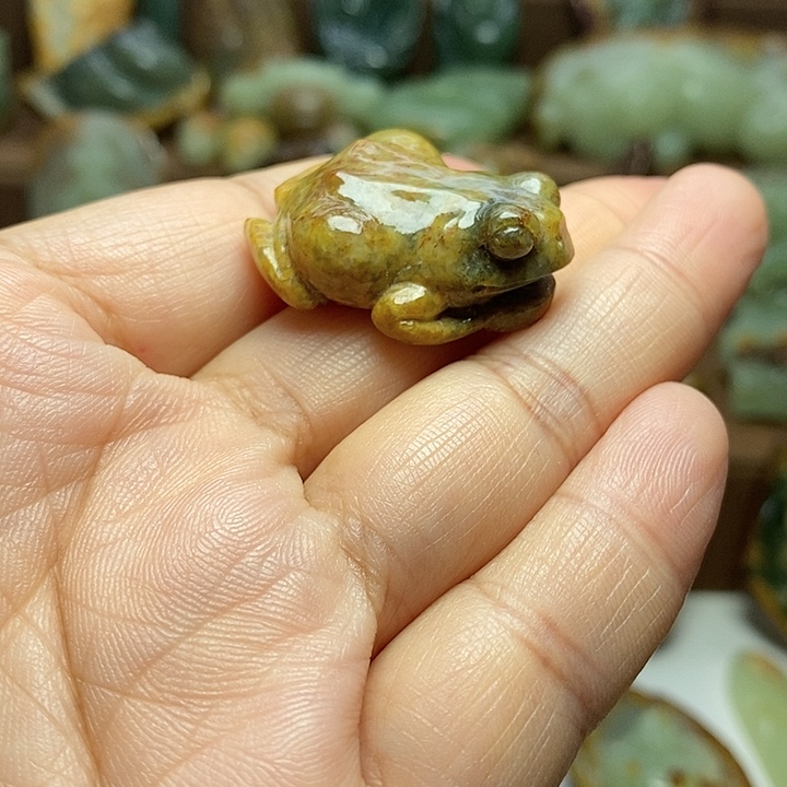 岫岩河磨玉（透闪石质玉）未镶嵌颈饰