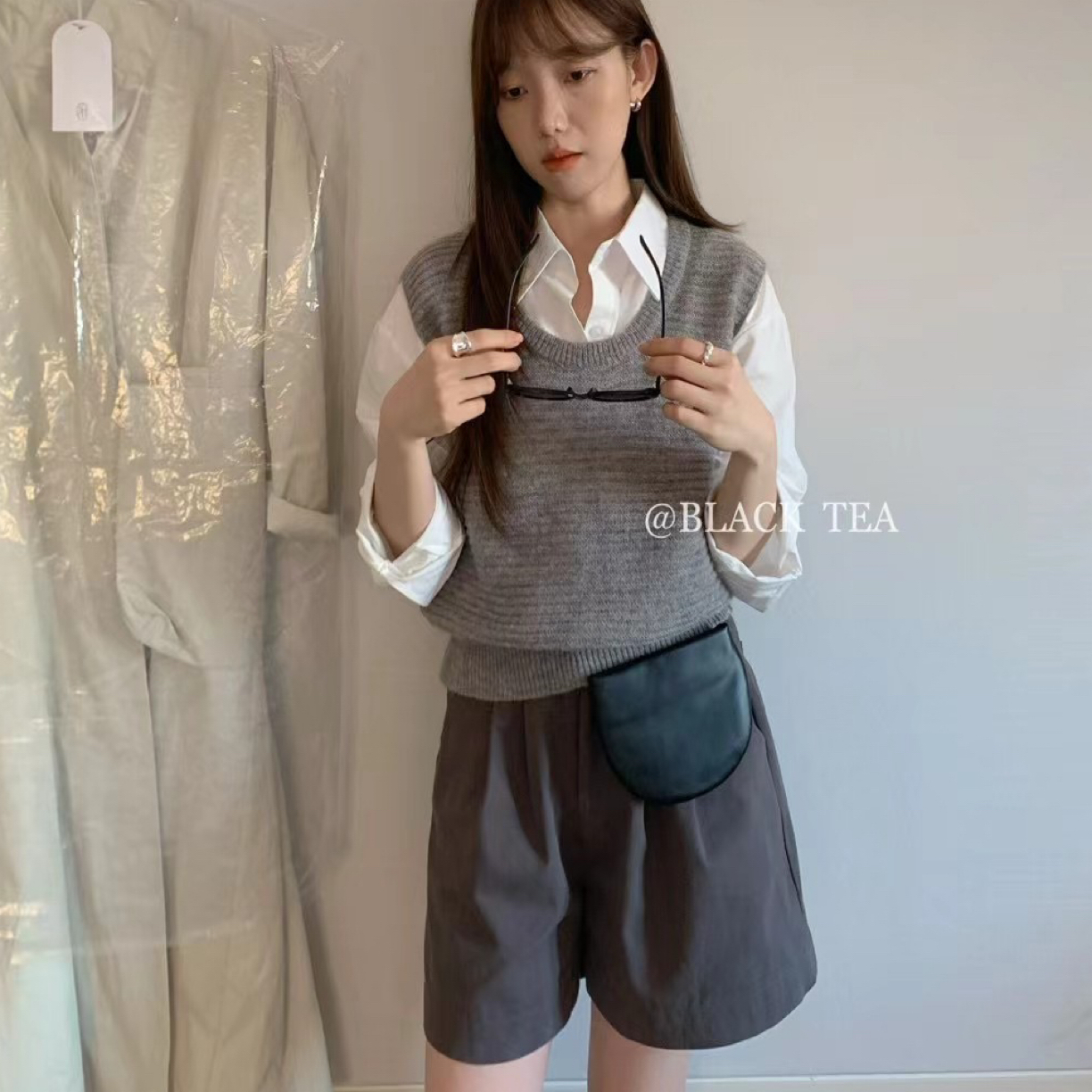 “哈呐家”韩系遮肉温柔风女款针织马甲