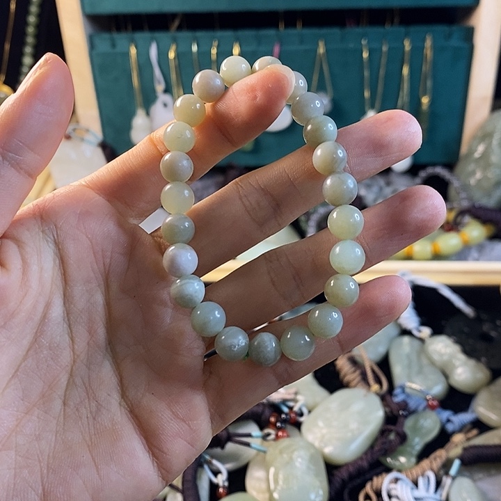 和田玉未镶嵌吊坠(赠链)卡8手串