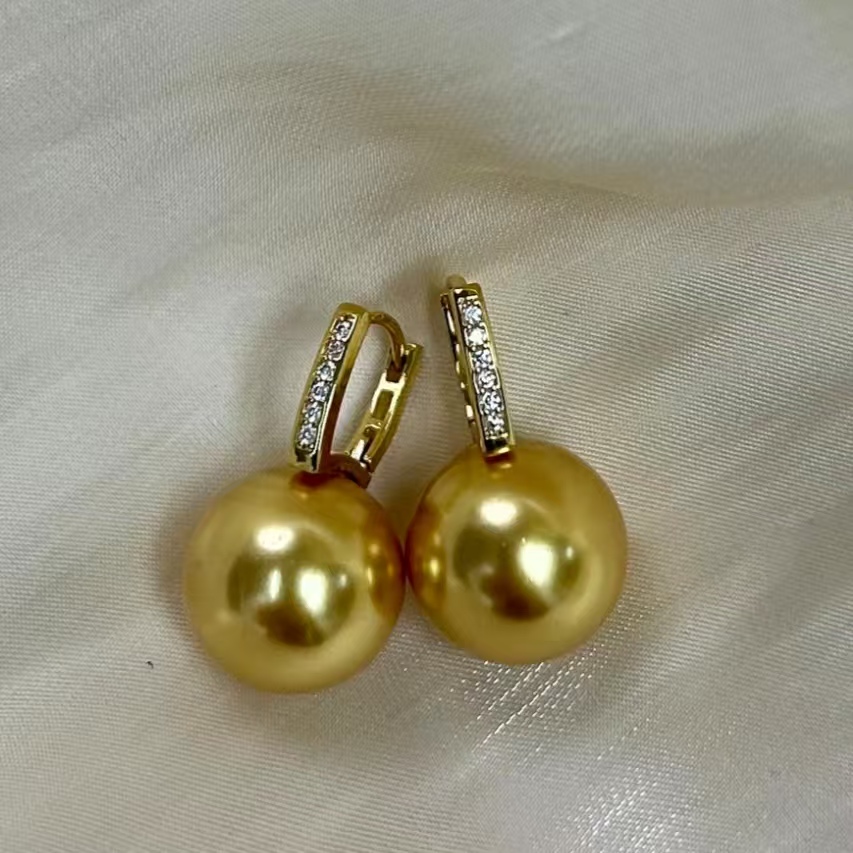 925银耳饰 【飛梵*匠造】12-13mm正圆极光浓金微瑕水桶镶钻耳饰8060