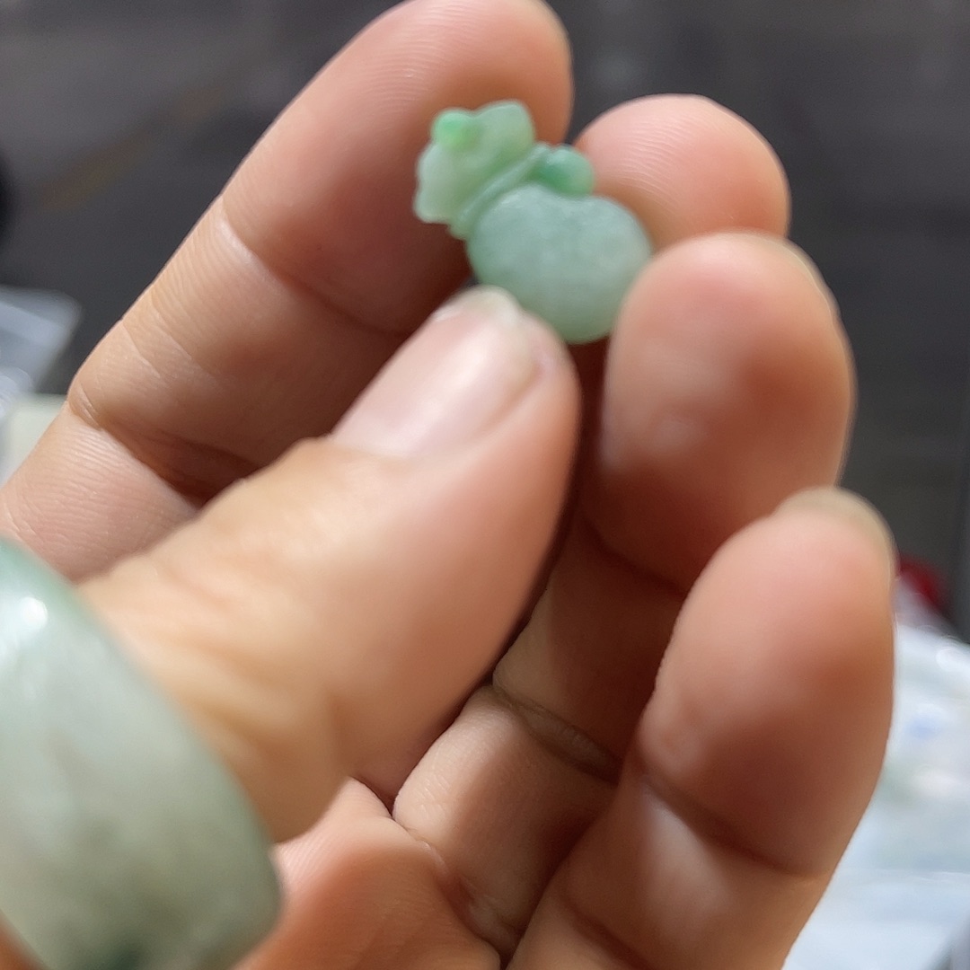 未镶嵌挂件翡翠翡翠