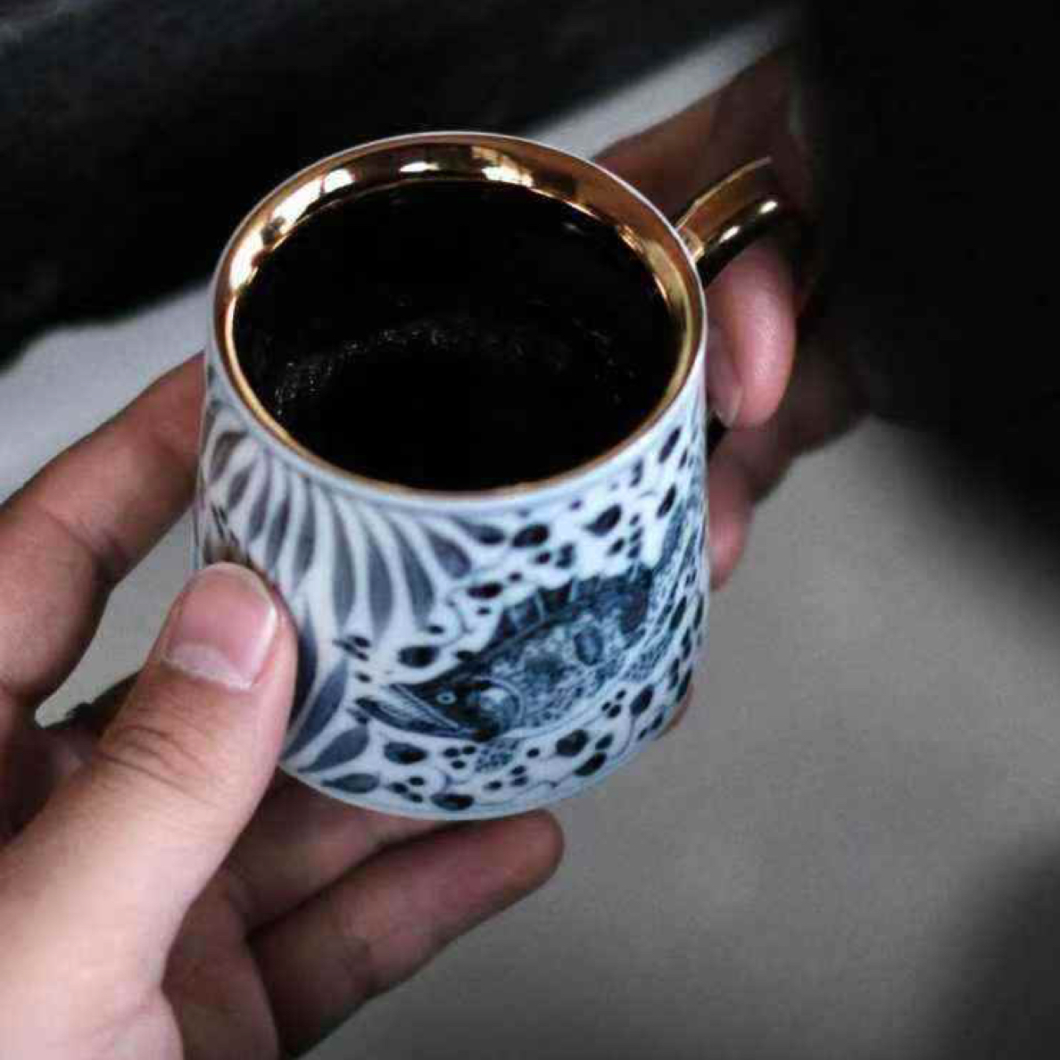 【出溪】·番莲鱼藻纹小号马克杯