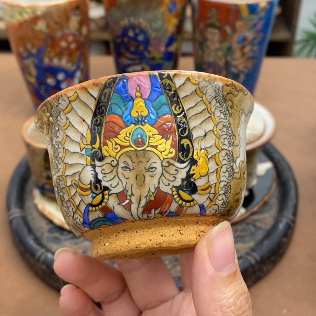 手工手绘象财神茶杯