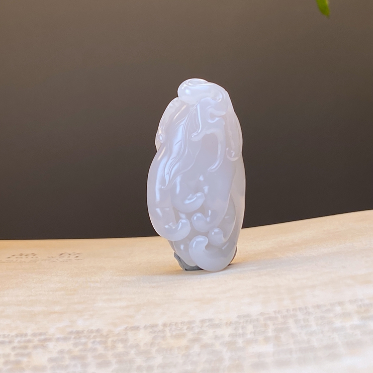 和田玉青海烟紫佛手吊坠苏工手工精雕男士女士淡紫冰透雕刻挂坠