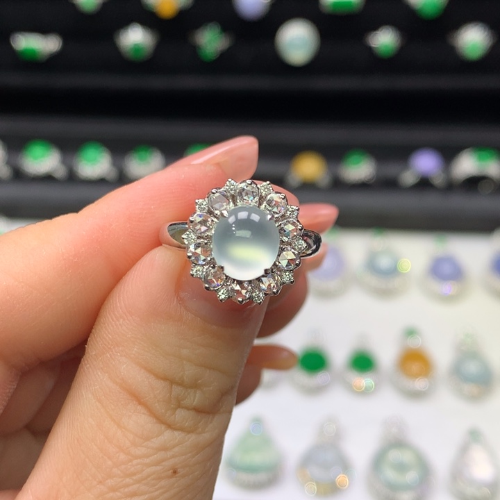 翡翠吊坠(不含链)18K金镶嵌