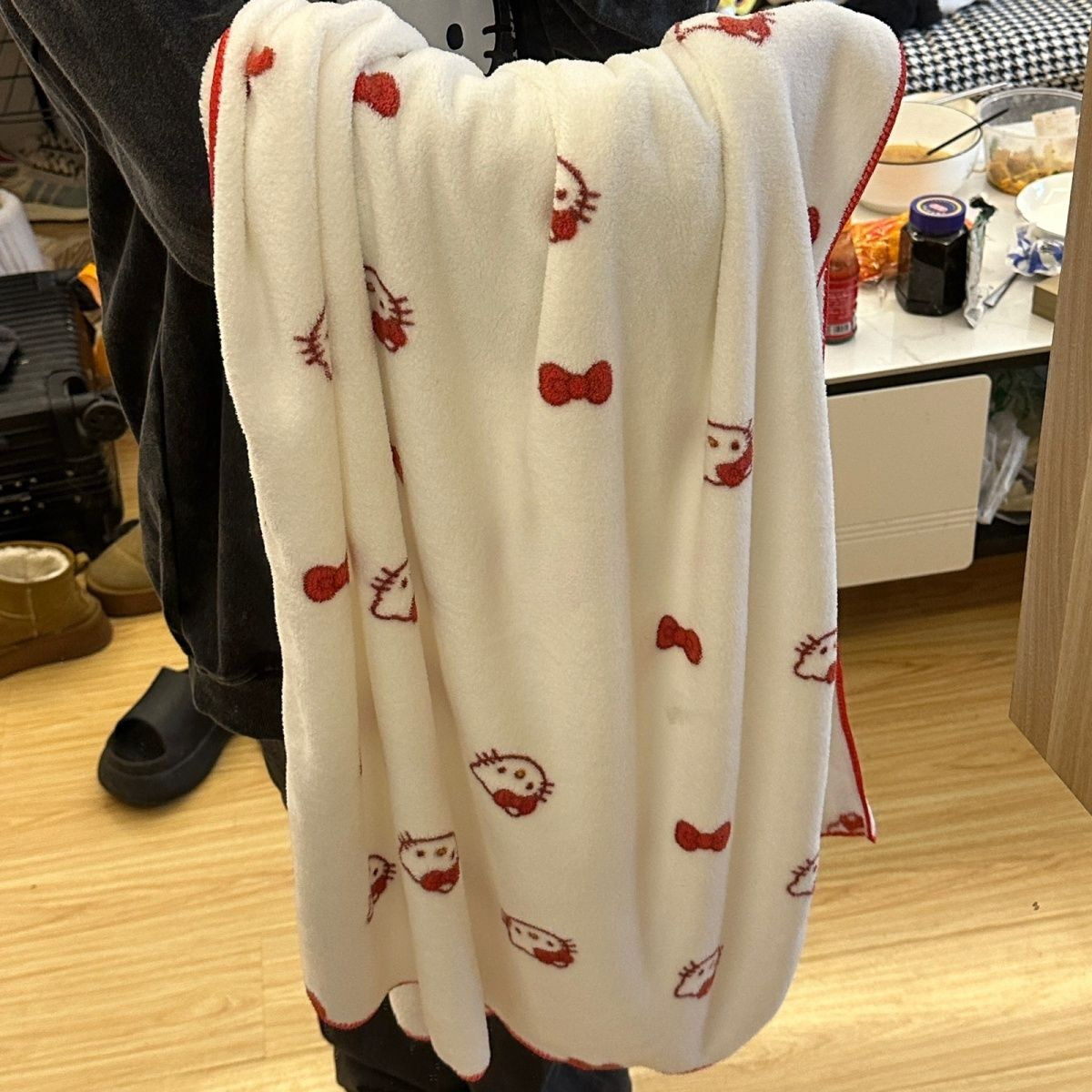 2025新款hellokitty毛巾凯蒂猫浴巾女毛巾家用吸水速干加大卡通