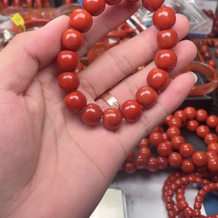南红玛瑙未镶嵌手链