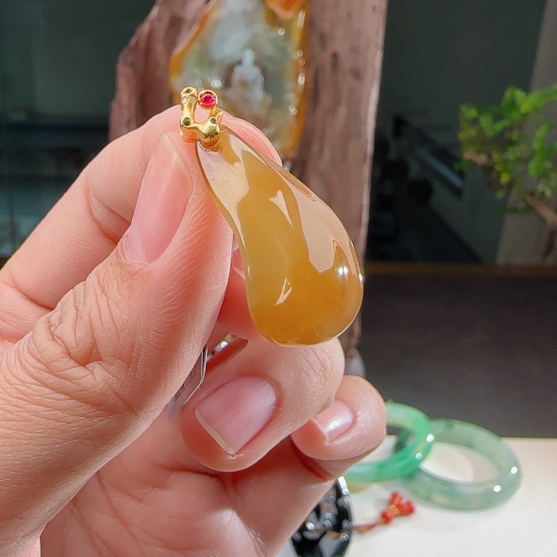 【闪购商品】翡翠颈饰18K金镶嵌堯