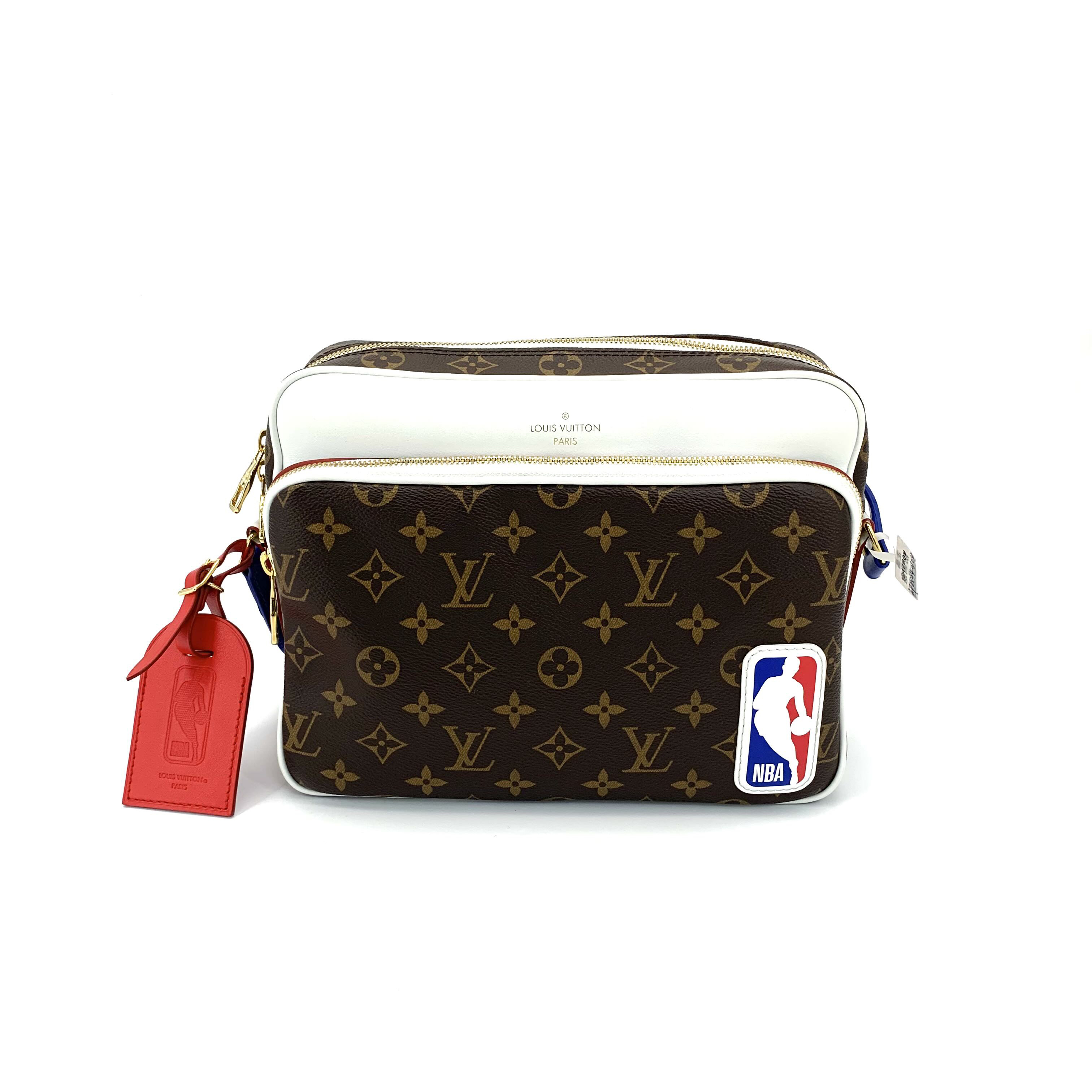 99新 LouisVuitton/路易威登 经典NBA联名限量款邮差包 尺寸29/21