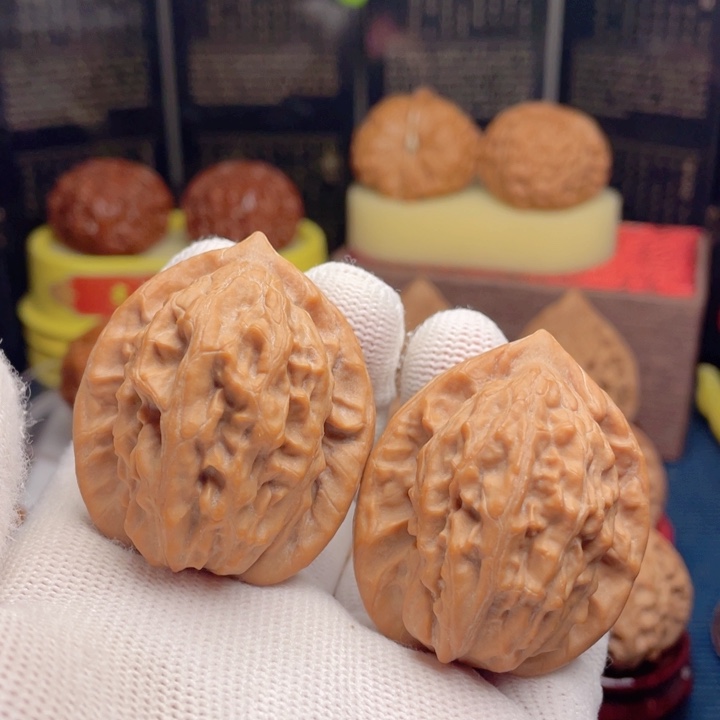 吊坠文玩核桃38大红袍