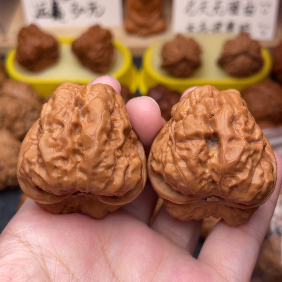 କ***森文玩核桃把件蛤蟆37
