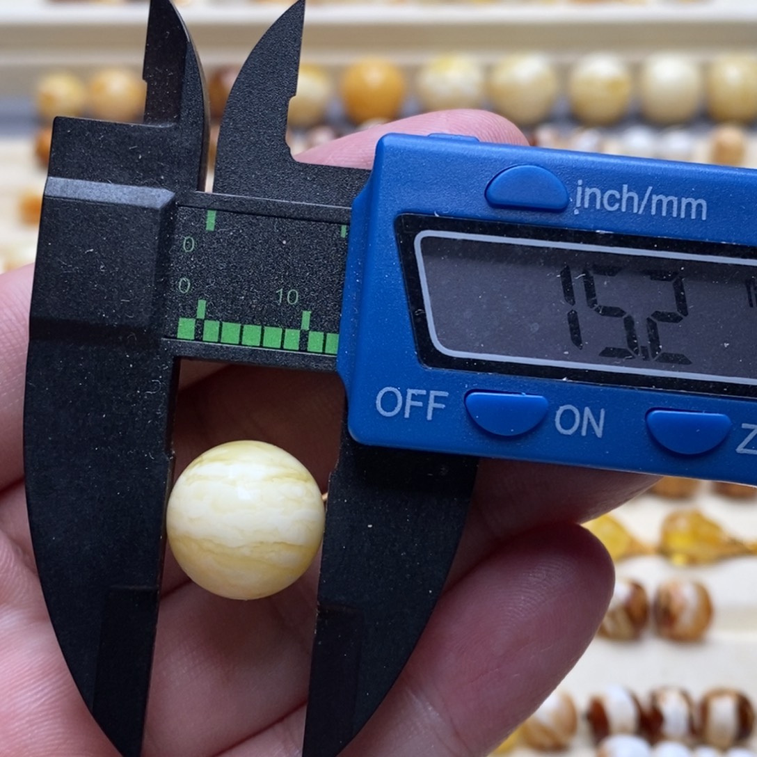 琥珀未镶嵌珠宝奇石微瑕圆珠