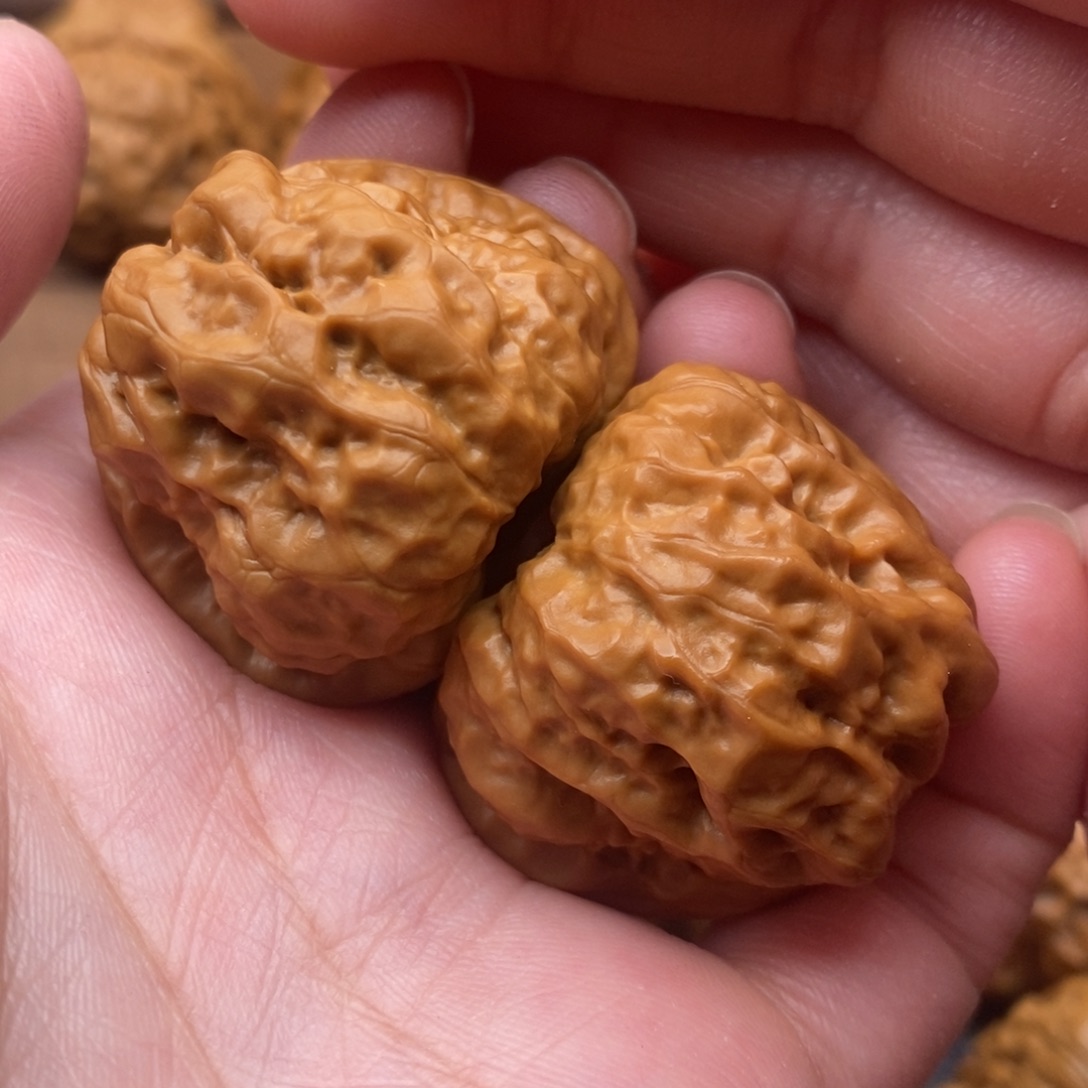 文玩核桃把件边36左右