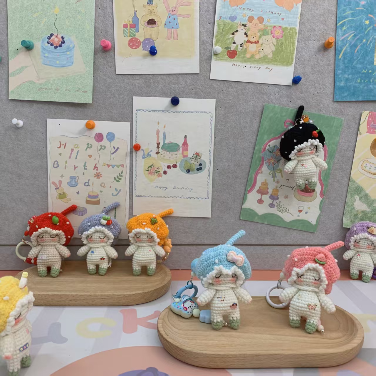 手工钩织可爱玩偶