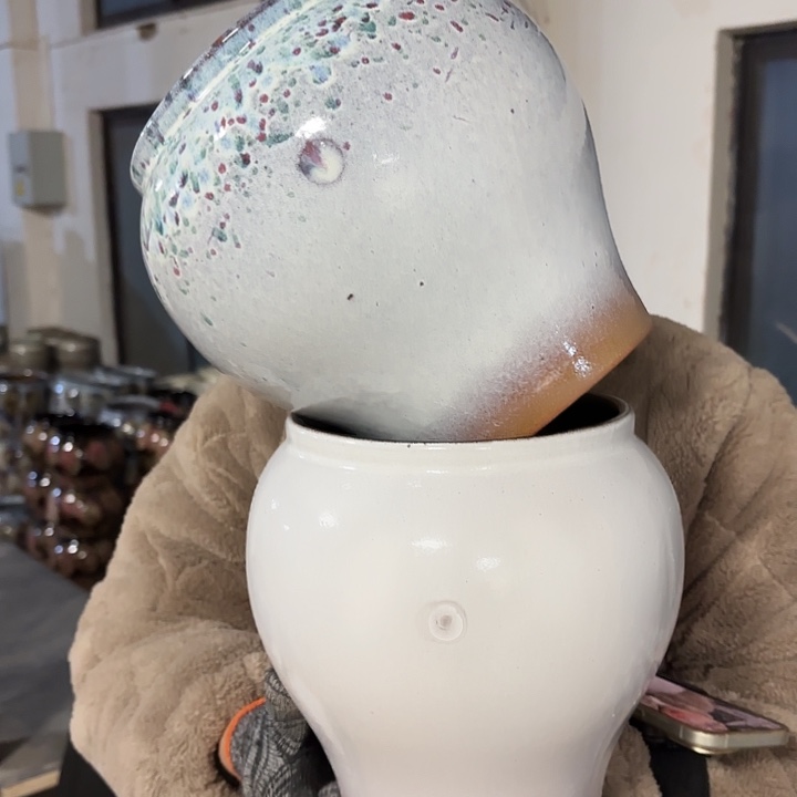 瑕疵高23口16花盆