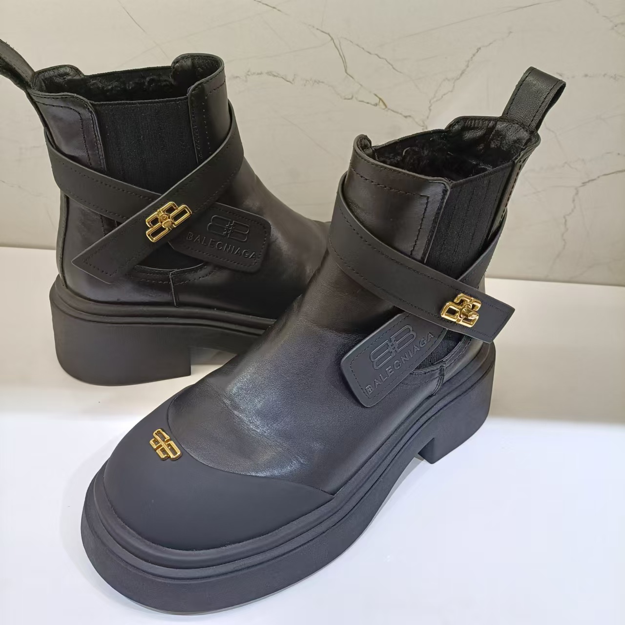 玛莎玛索英伦日常短靴筒靴休闲高帮时装靴靴子厚底时尚7230-2