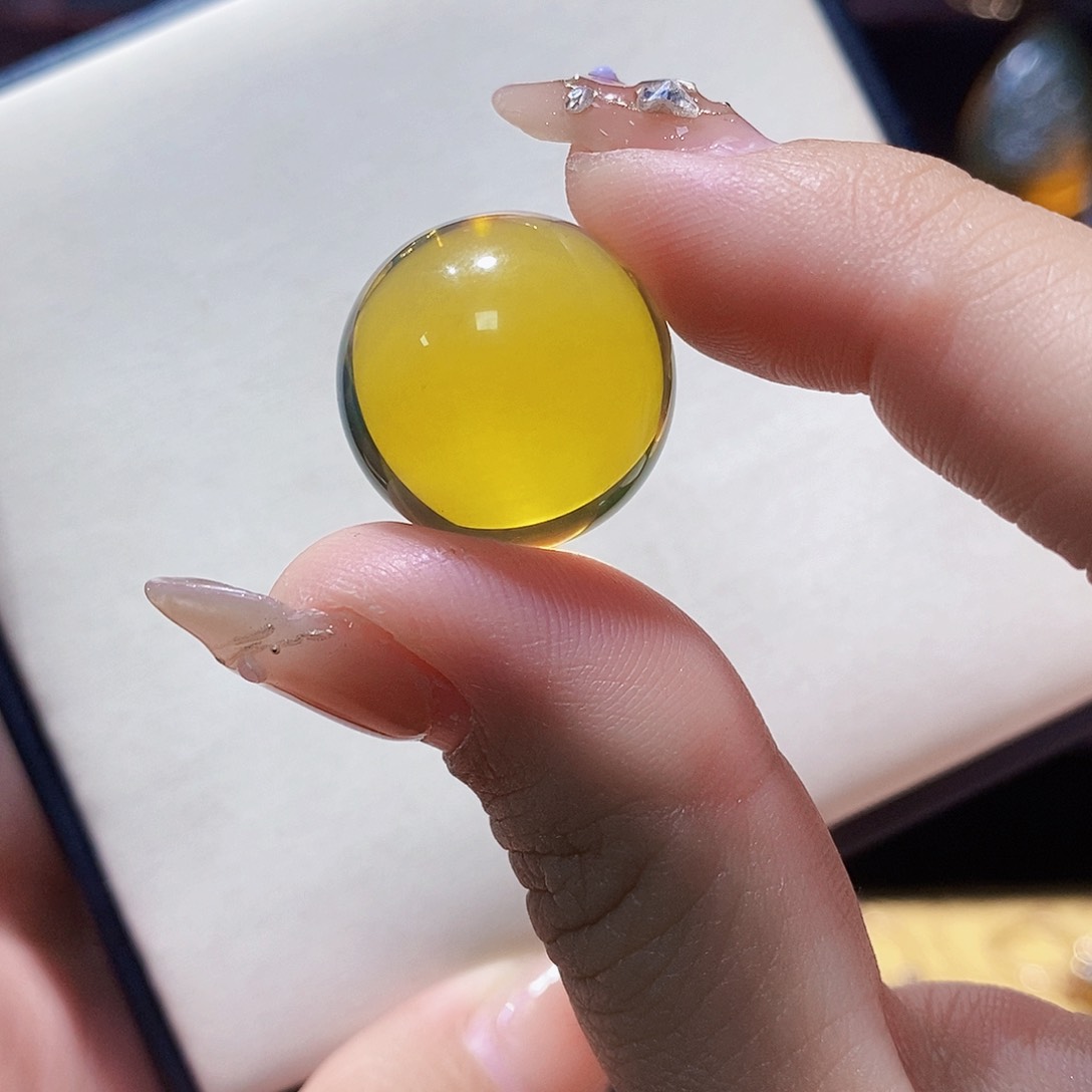 蓝珀裸石未镶嵌良**妖单珠20.6m不打孔