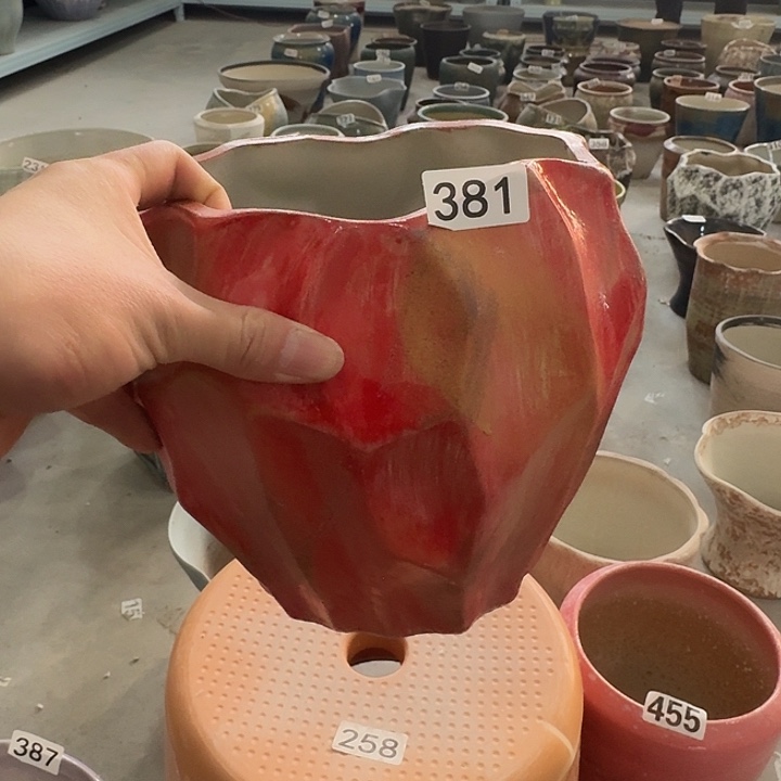 口16高22窄口13带孔一个