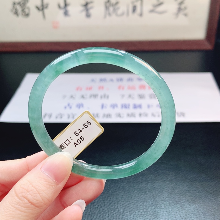 翡翠未镶嵌手镯翡翠手镯23