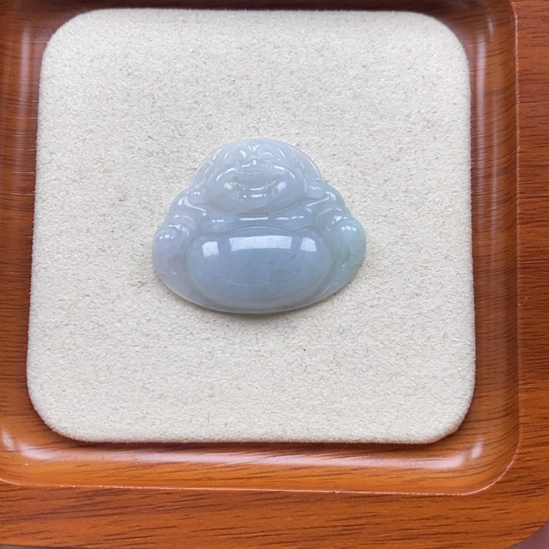 翡翠未镶嵌颈饰佛公