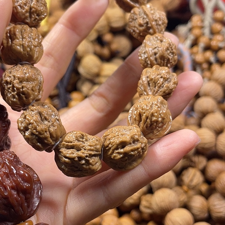 青***鸟手串猴头核桃猴头核桃