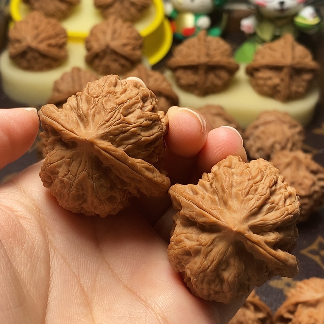 吊坠文玩核桃全品梨木台全家福41尺