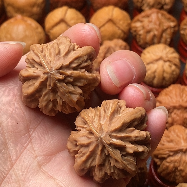 吊坠文玩核桃八棱