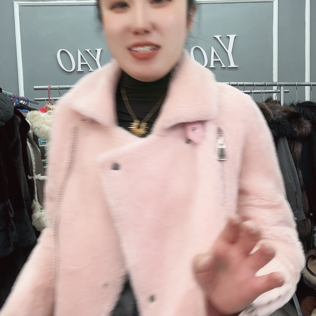 念****姚小妖家高端皮草