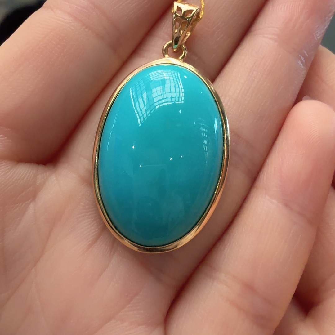 绿松石未镶嵌颈饰