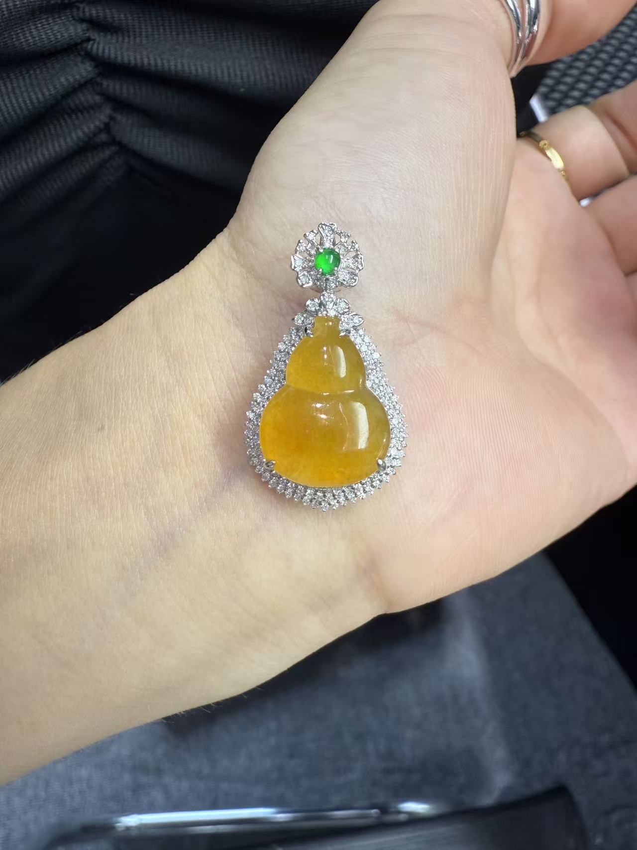 天然缅甸a货翡翠18k镶嵌