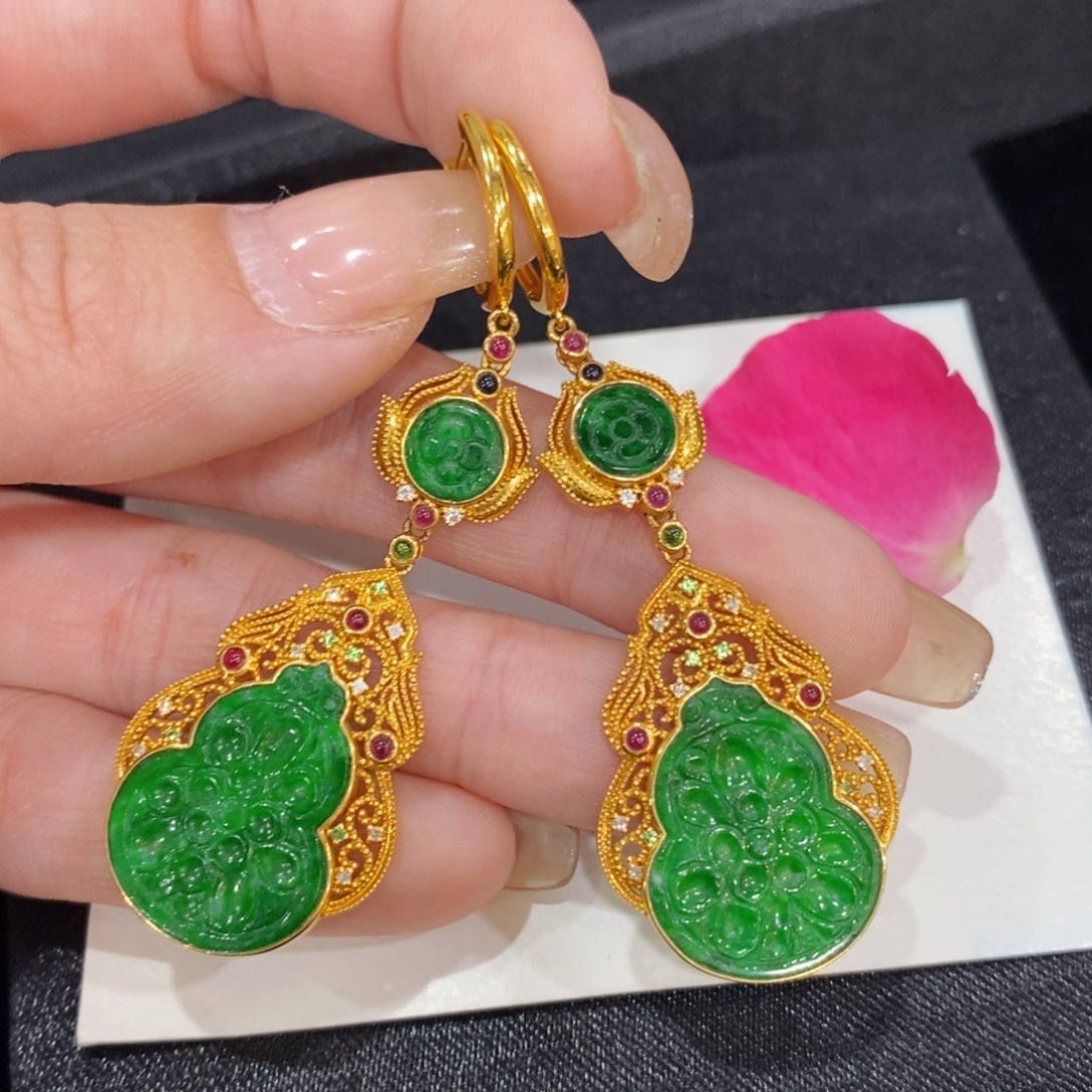 翡翠耳饰18K金镶嵌雕花葫芦