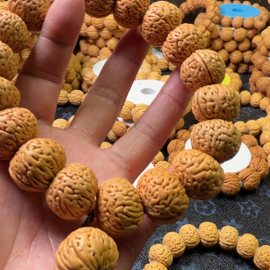 哎***呦吊坠桃核磨盘手持