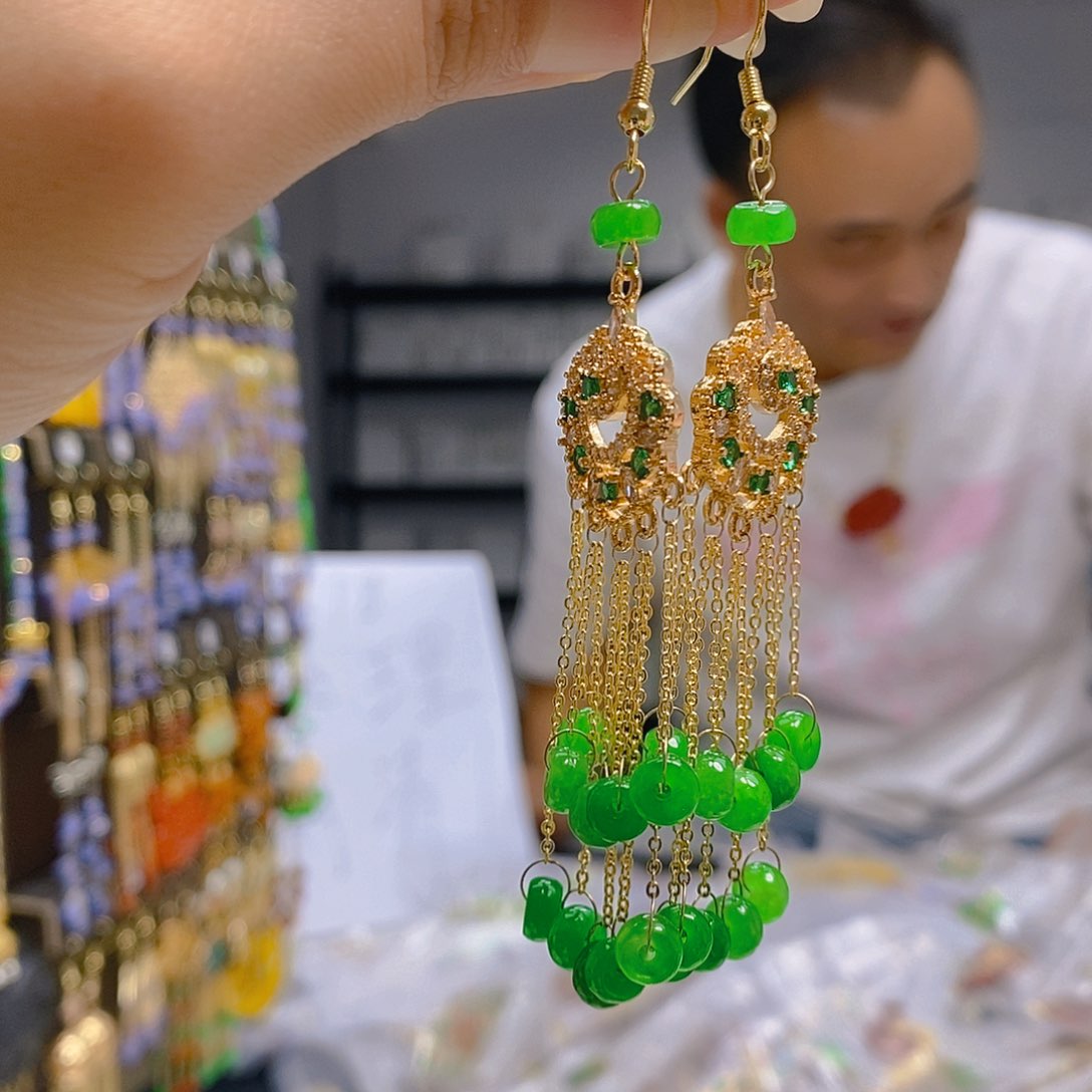 翡翠合金耳饰翡翠